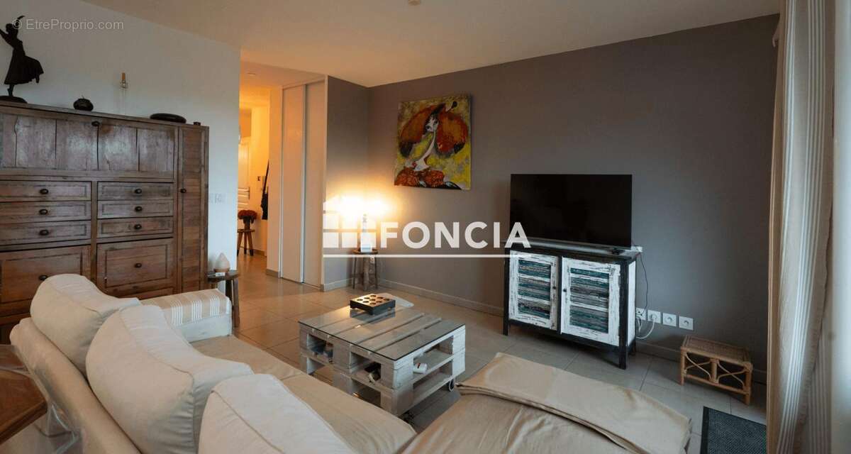 Appartement à TOURNON-SUR-RHONE