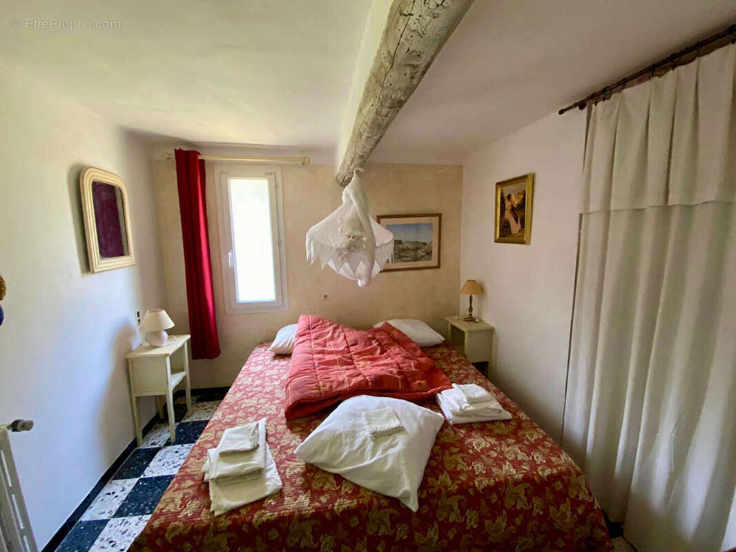 Maison à GARGAS
