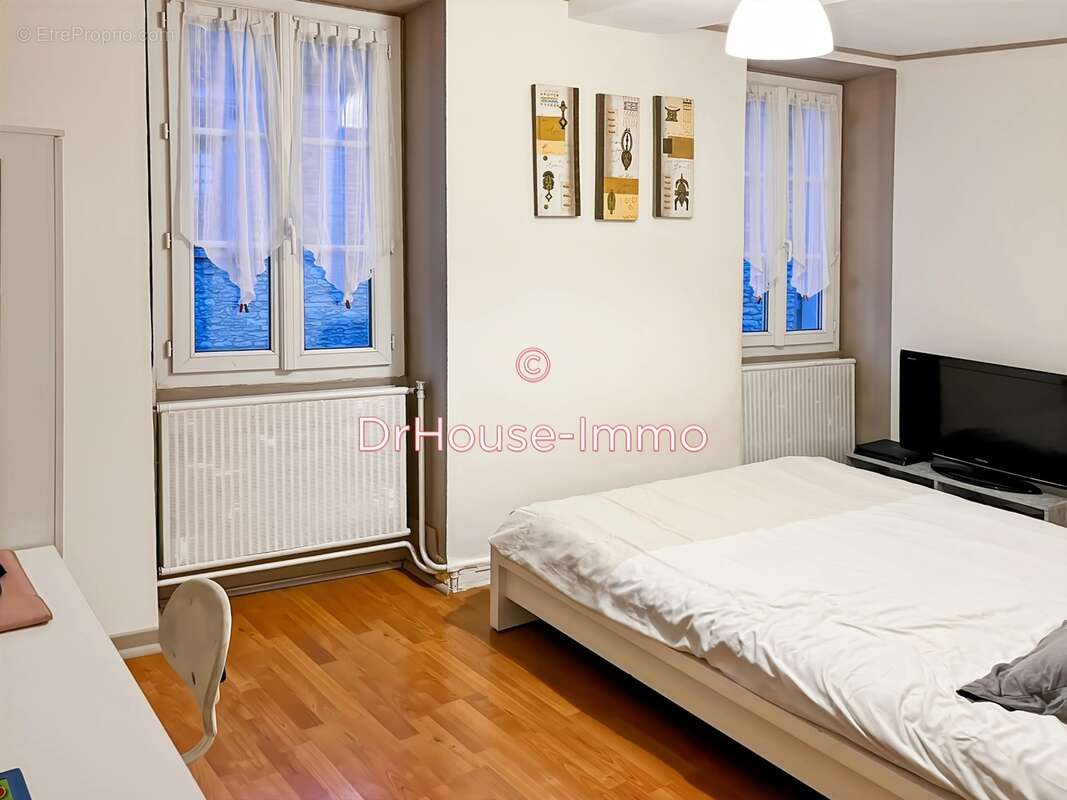 Maison à FONTENAY-SAINT-PERE