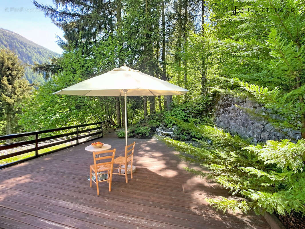 Maison 315 m² à Chamonix-Mont-Blanc  - photo 3