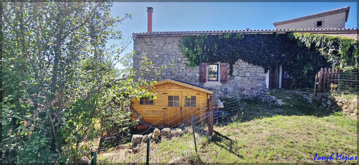 Propriete pierre renovee 332 m2   vue panoramique   gite   1,2 ha - photo 14