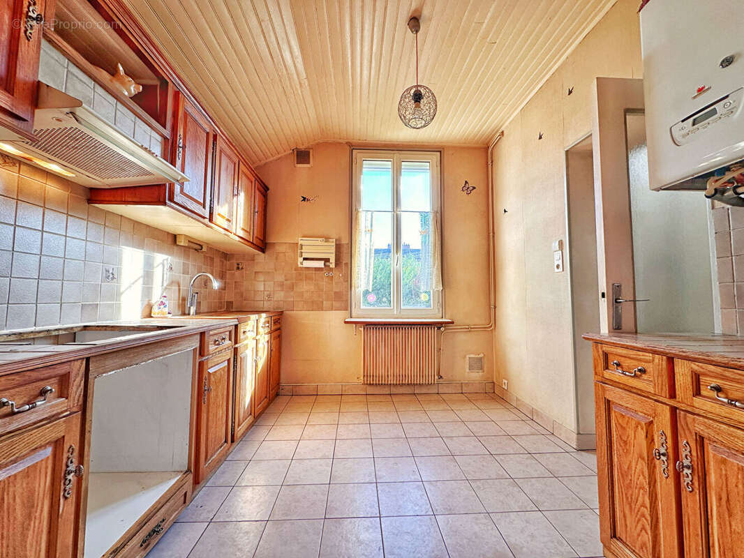 Maison à CLERMONT-FERRAND