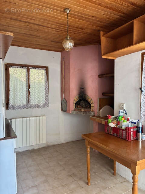 Maison à SAINT-NAZAIRE-LE-DESERT