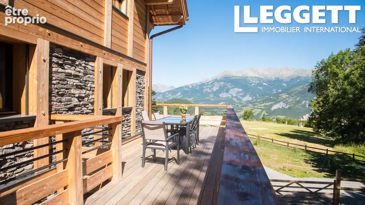Enchastrayes – Chalet 339 m² avec dépendance et prestations luxe, à 4 km de Barcelonnette - photo 6