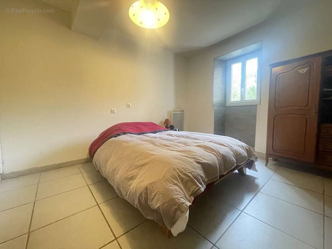 Maison 133 m² à Pressignac  - photo 4