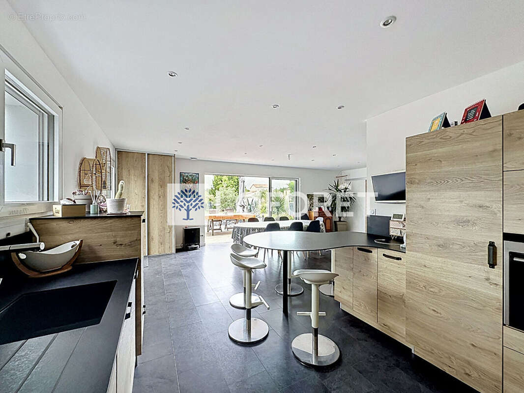 Maison Secondigny - photo 8