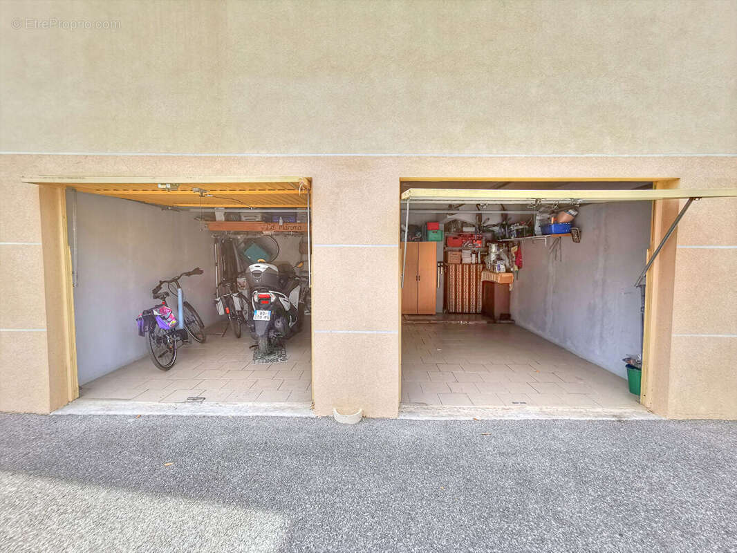Appartement à SOLLIES-PONT