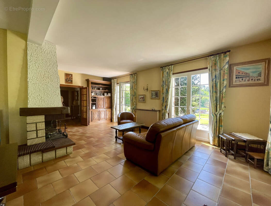 Maison à VILLAMBLARD