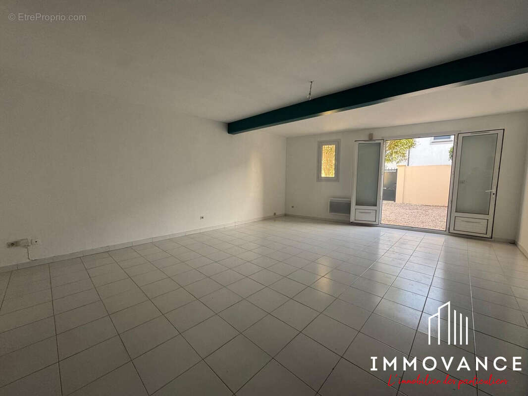 Appartement à JACOU