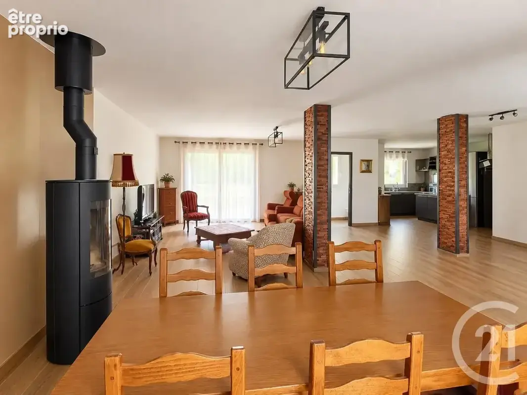 Maison 7 pièces 203 m² à vendre à Rambouillet (78120) - photo 3