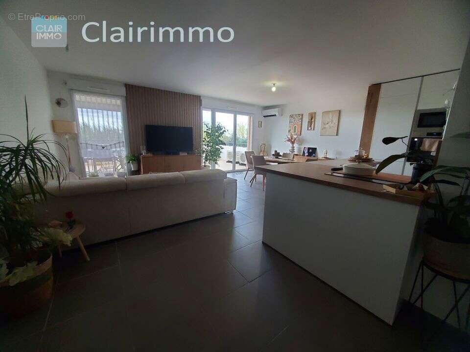 Appartement à VITROLLES