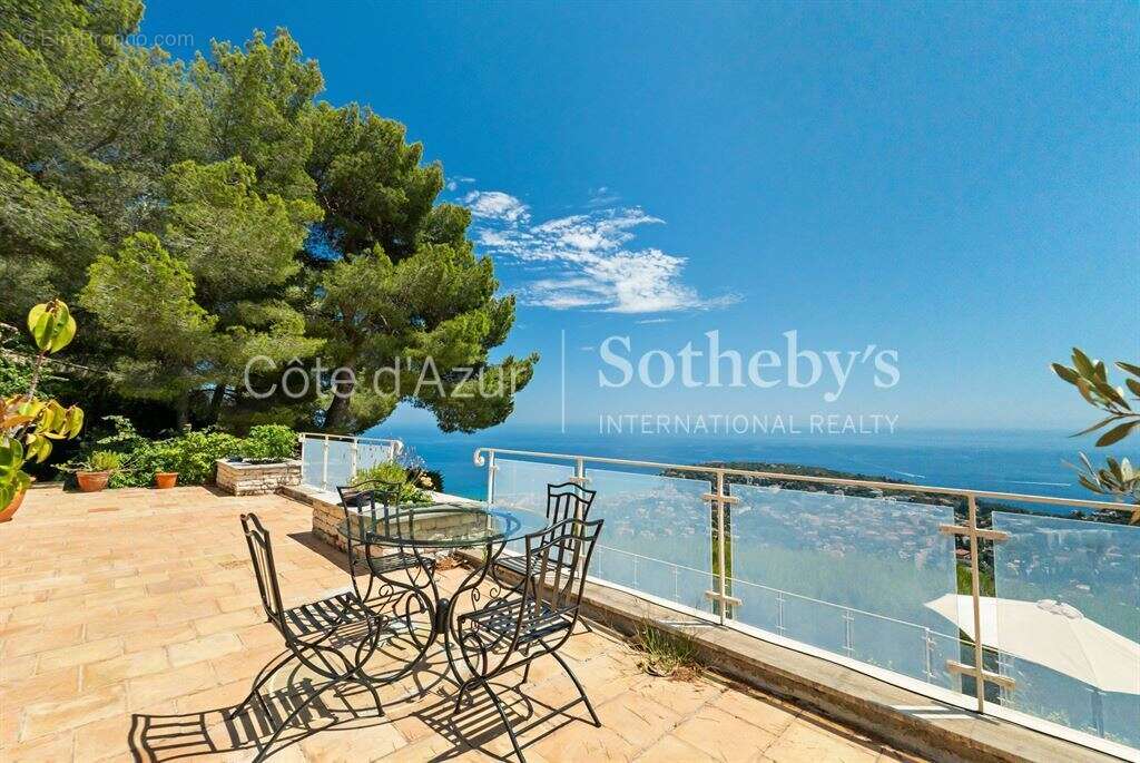 Maison à ROQUEBRUNE-CAP-MARTIN