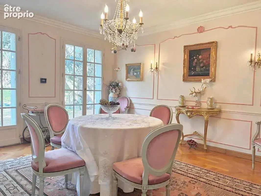 Maison 12 pièces 368 m² à vendre à Roissy-En-Brie (77680) - photo 3