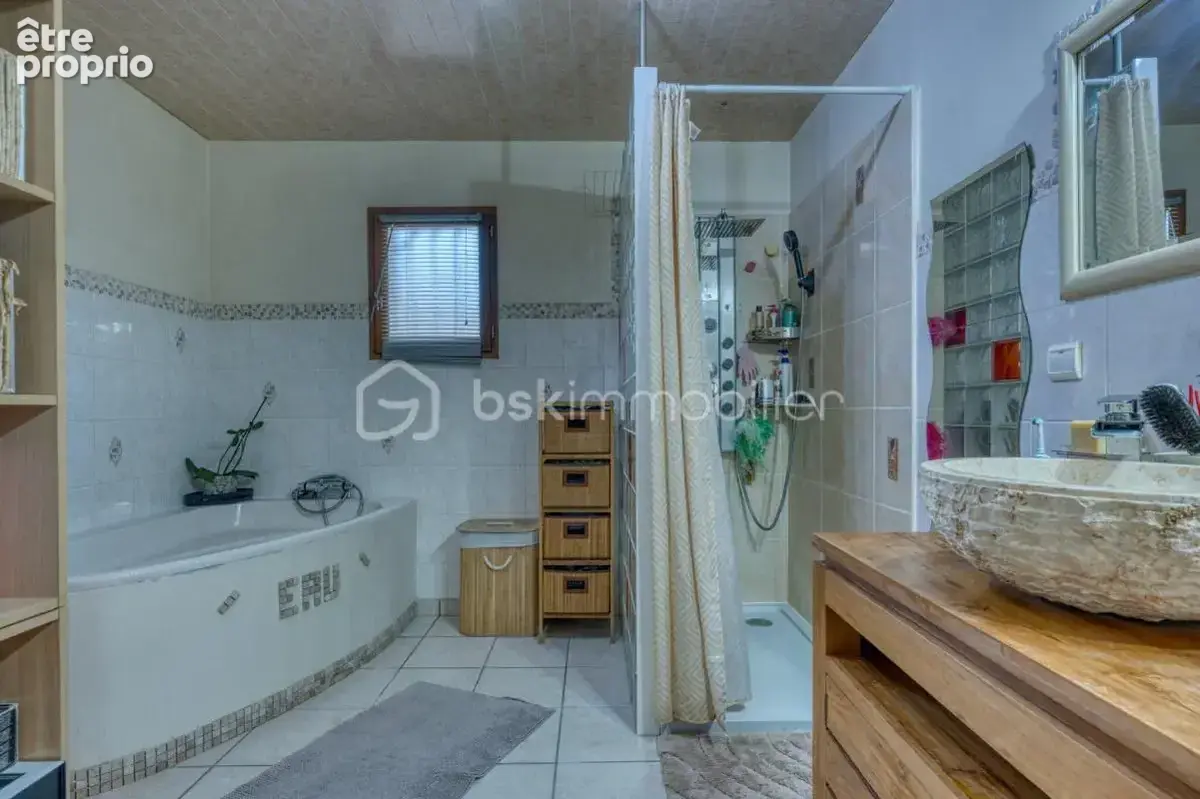 Maison familiale 169 m² – Vie de plain-pied, terrain de + 1 600 m² et vue montagnes à Bourgneuf - photo 18
