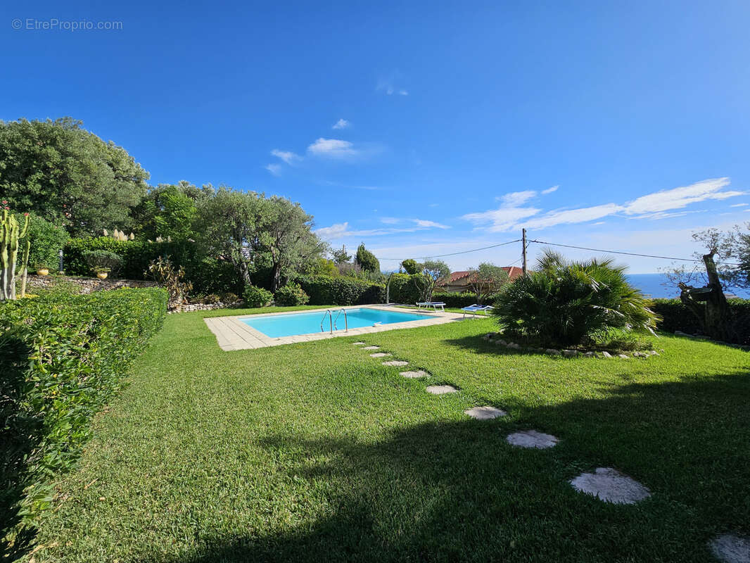 Appartement à CAP-D'AIL