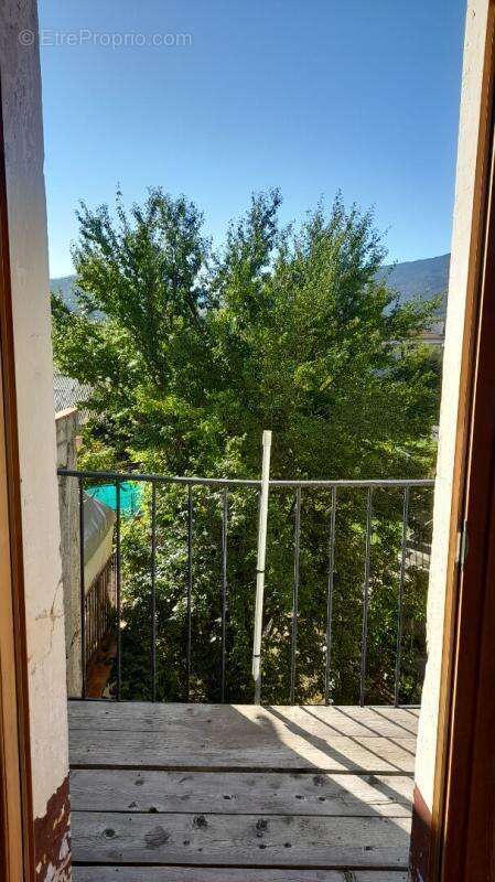 Appartement à SAINT-ANDRE-LES-ALPES