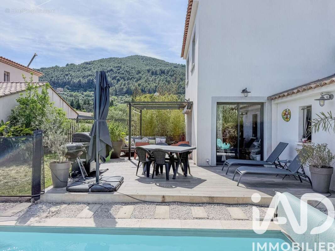 Photo 3 - Maison à CUERS