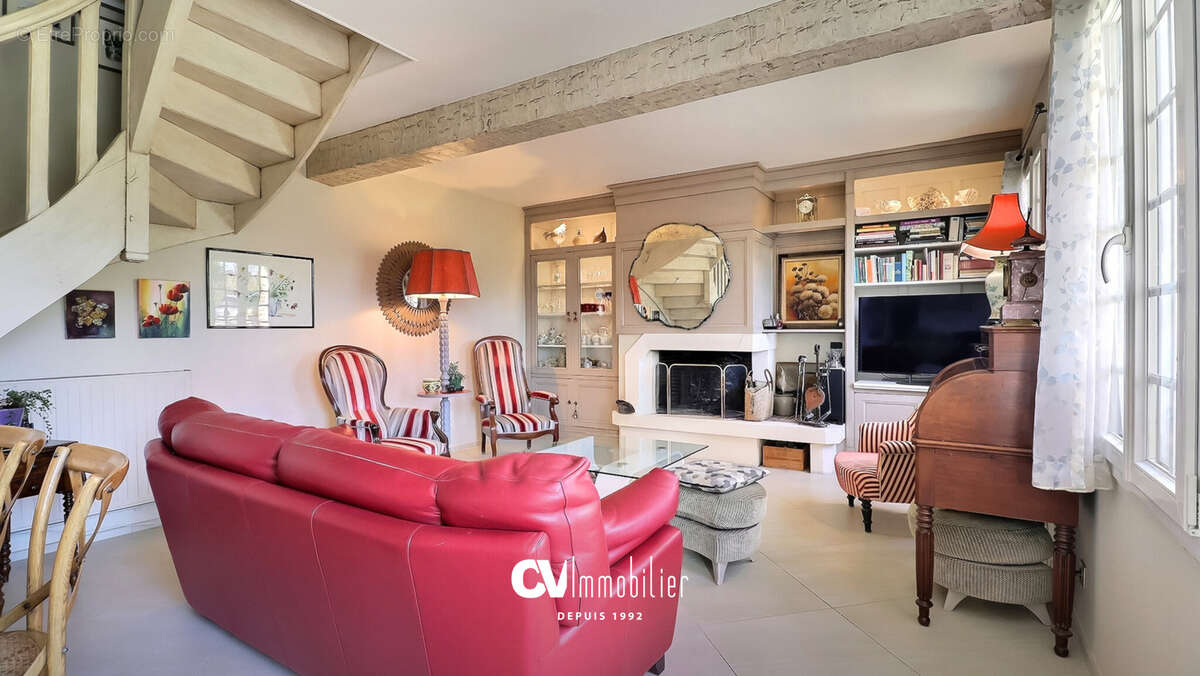 Maison à LA HAYE-MALHERBE