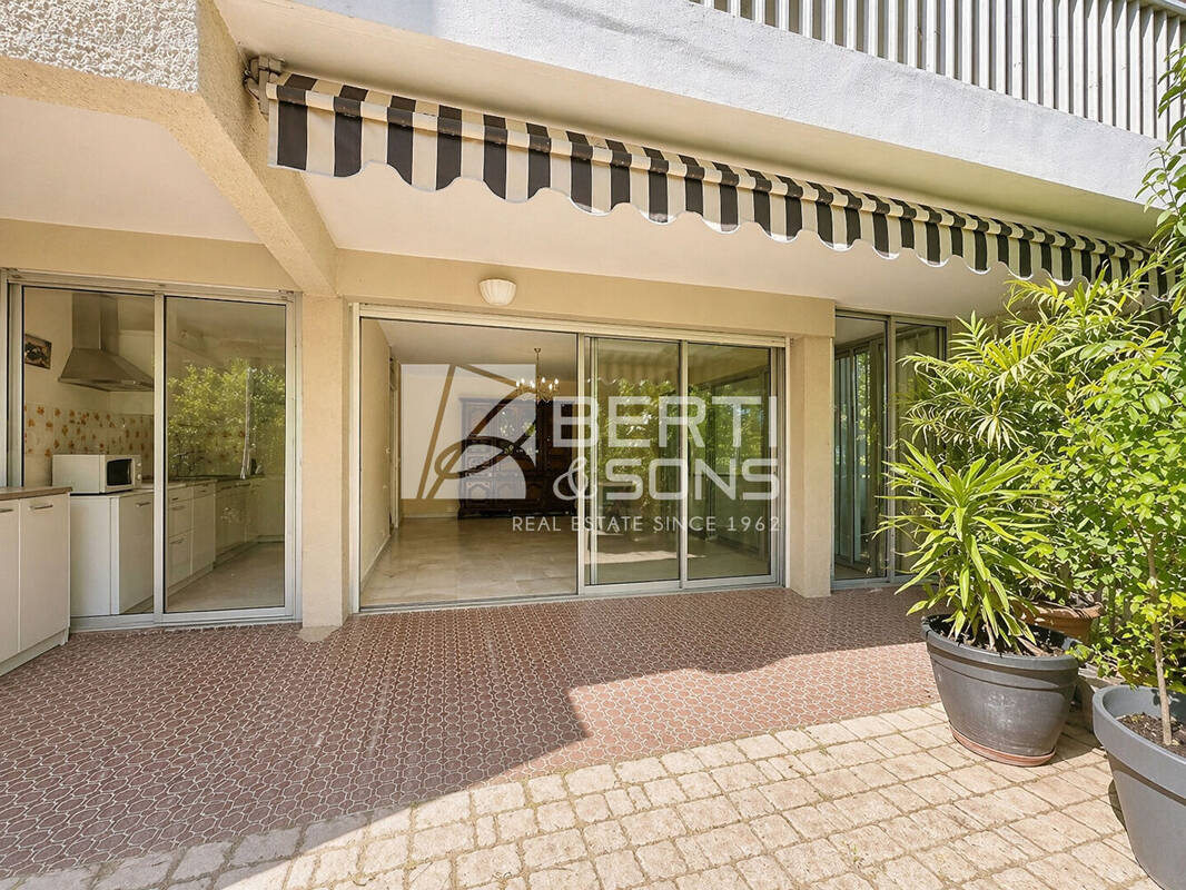 Appartement à MANDELIEU-LA-NAPOULE