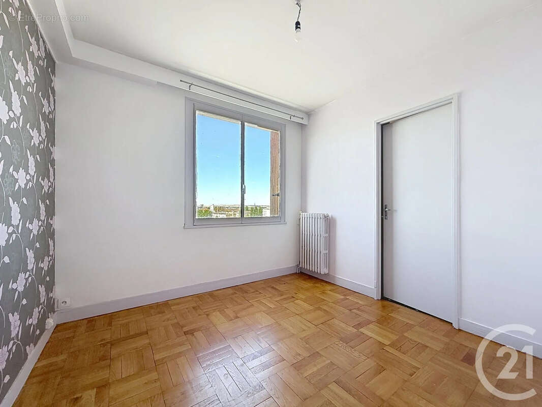 Appartement 50 m² à Troyes  - photo 4