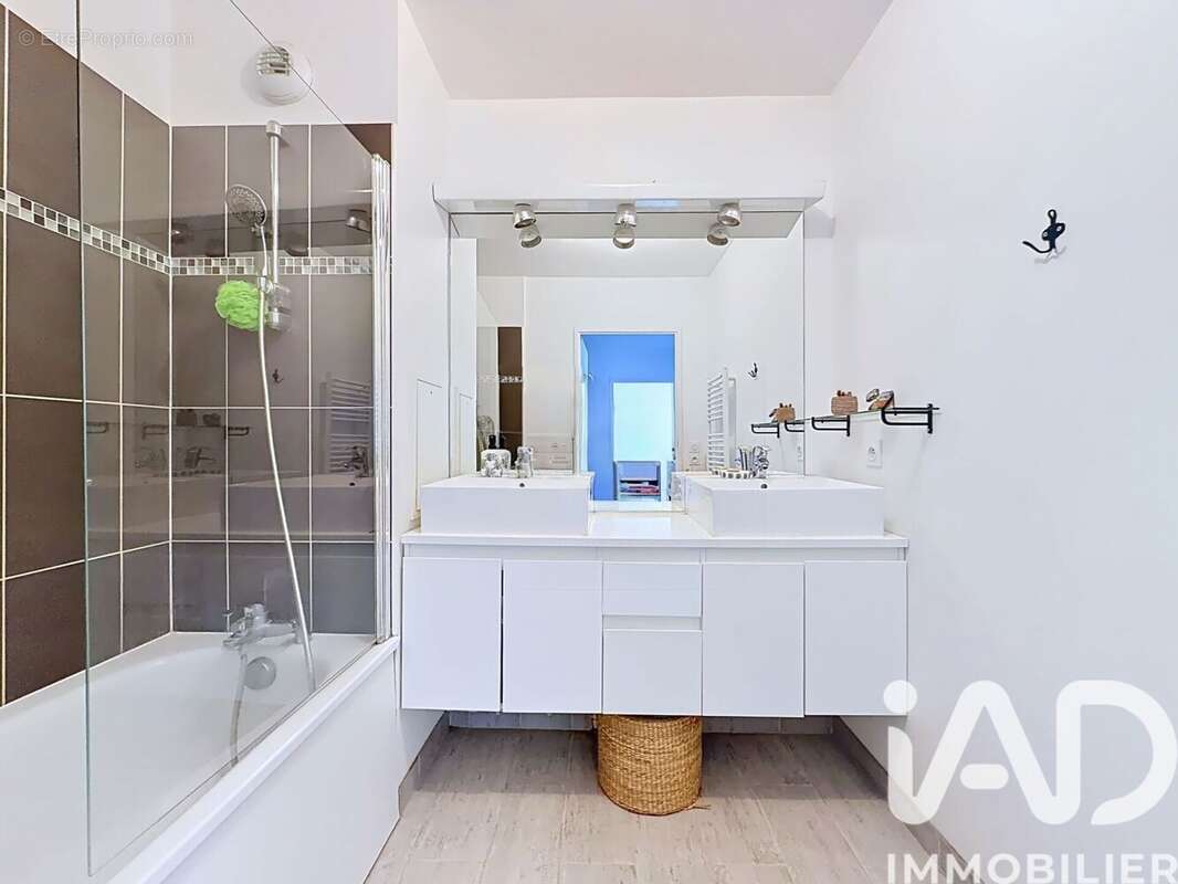 Photo 9 - Appartement à BESSANCOURT