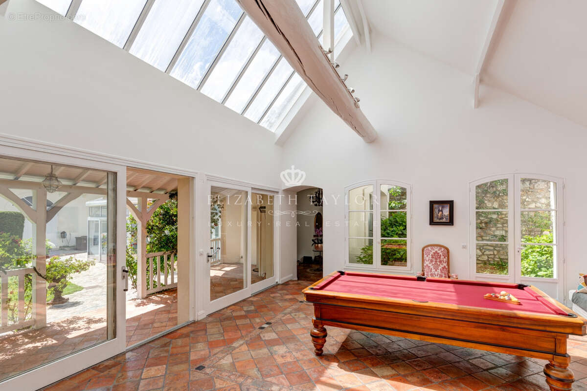 Maison à NOISY-LE-ROI