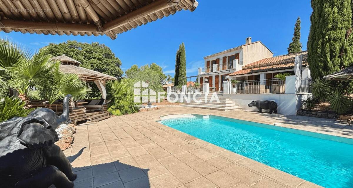 Maison à FREJUS