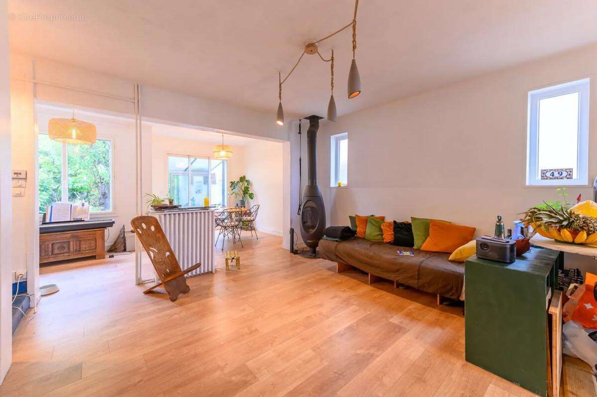 Maison à ROSNY-SOUS-BOIS