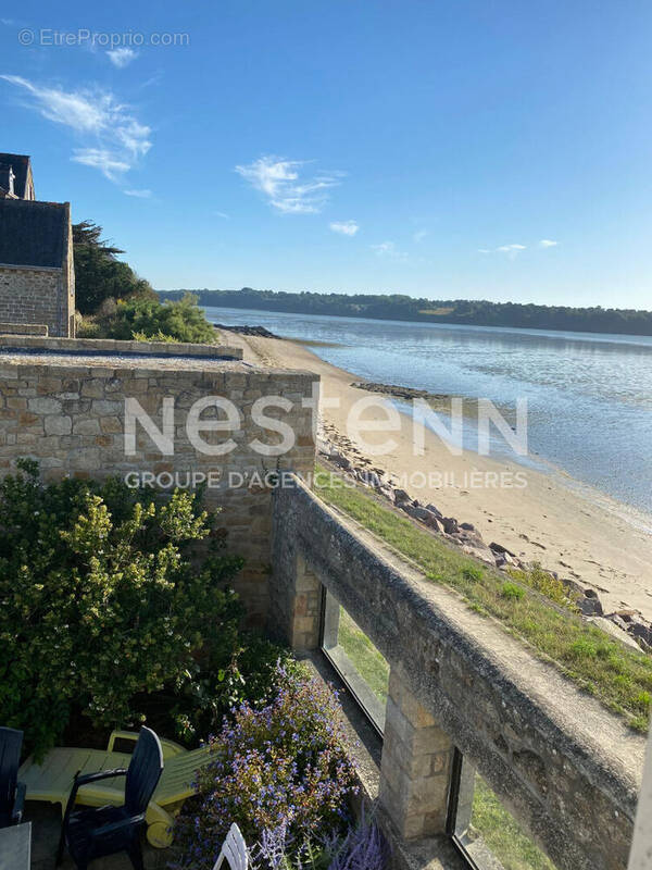 Maison à SAINT-JACUT-DE-LA-MER