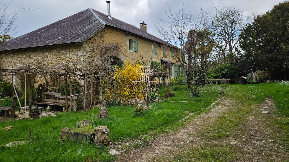 Maison en pierre de 180 m2, 4 chambres - en campagne - secteur eauze - photo 15