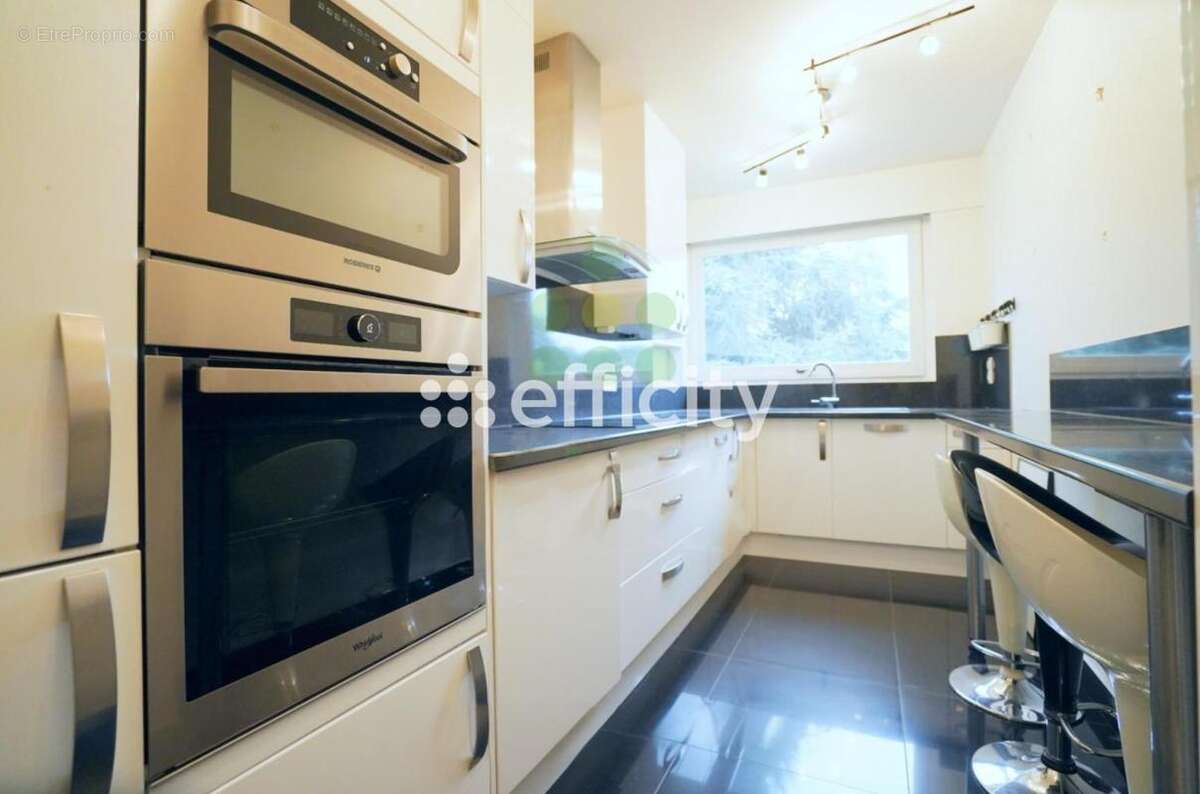 Appartement à LE CHESNAY