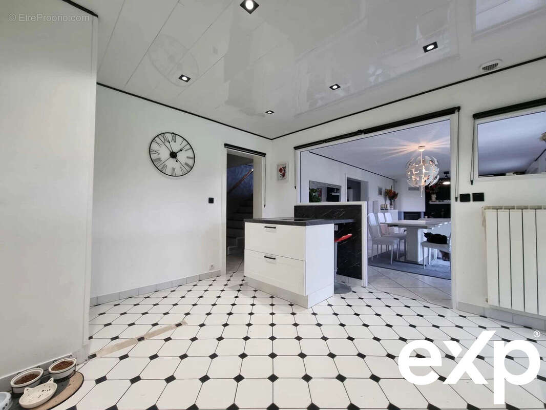 Maison à SAINT-JEAN-DE-BASSEL