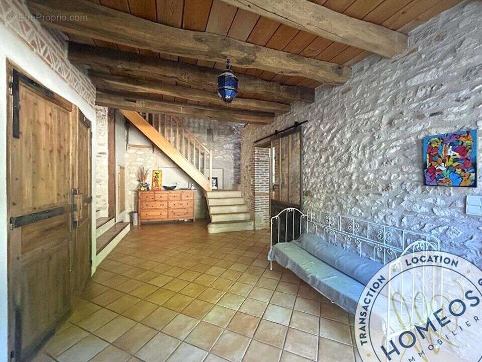 Maison à MEILLONNAS