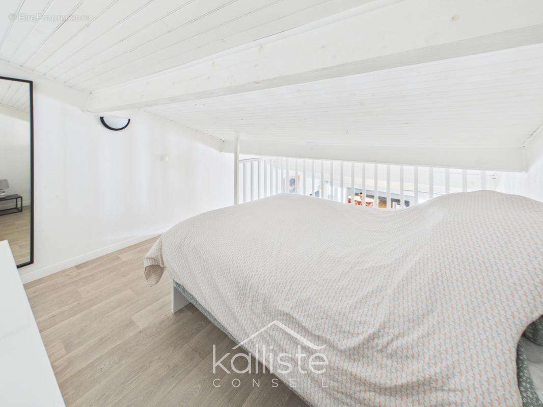 STUDIO avec coin nuit rue Fesch - photo 7