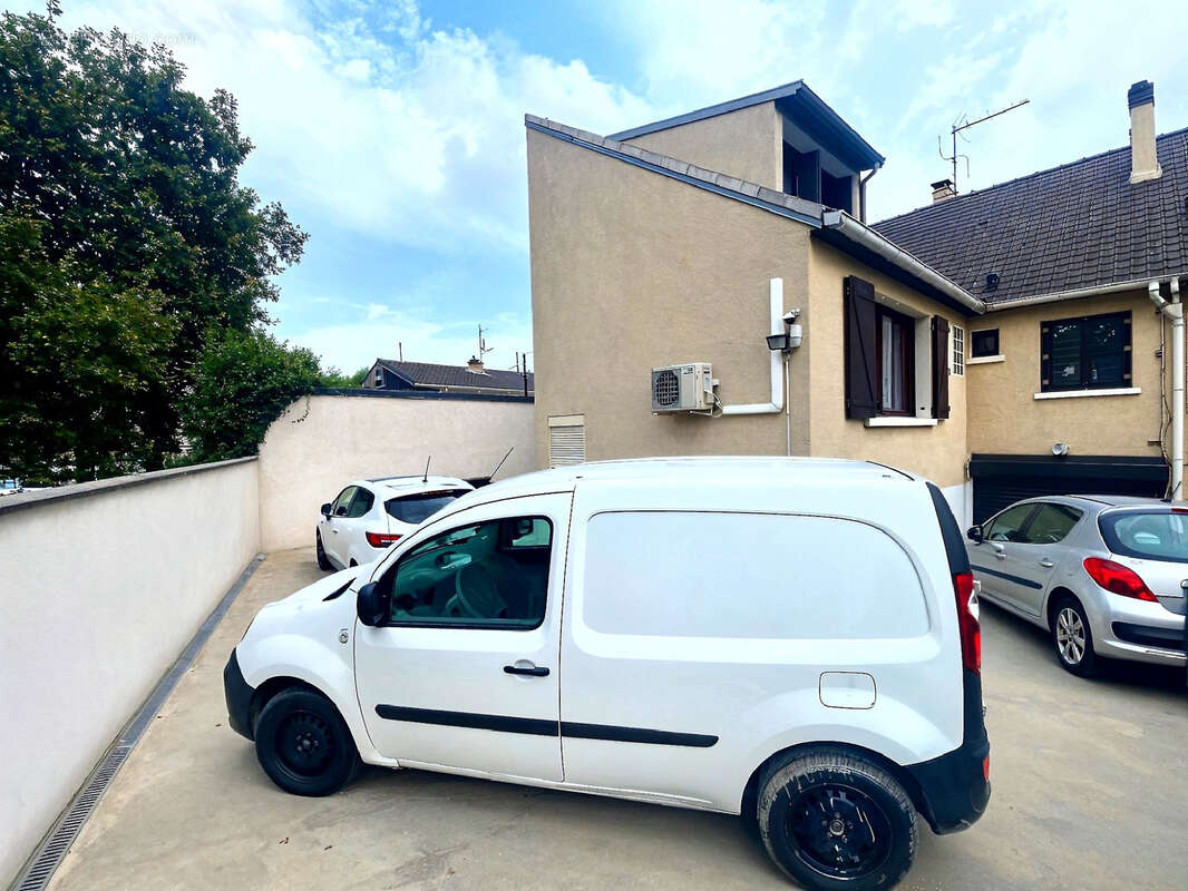 Maison à AULNAY-SOUS-BOIS