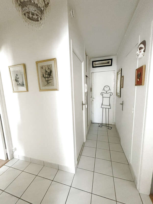 Appartement à ENGHIEN-LES-BAINS