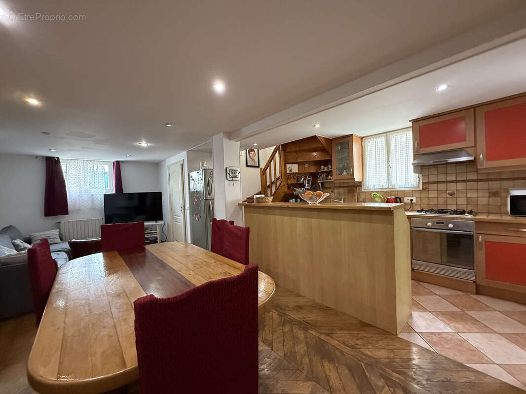 Maison à LE BLANC-MESNIL