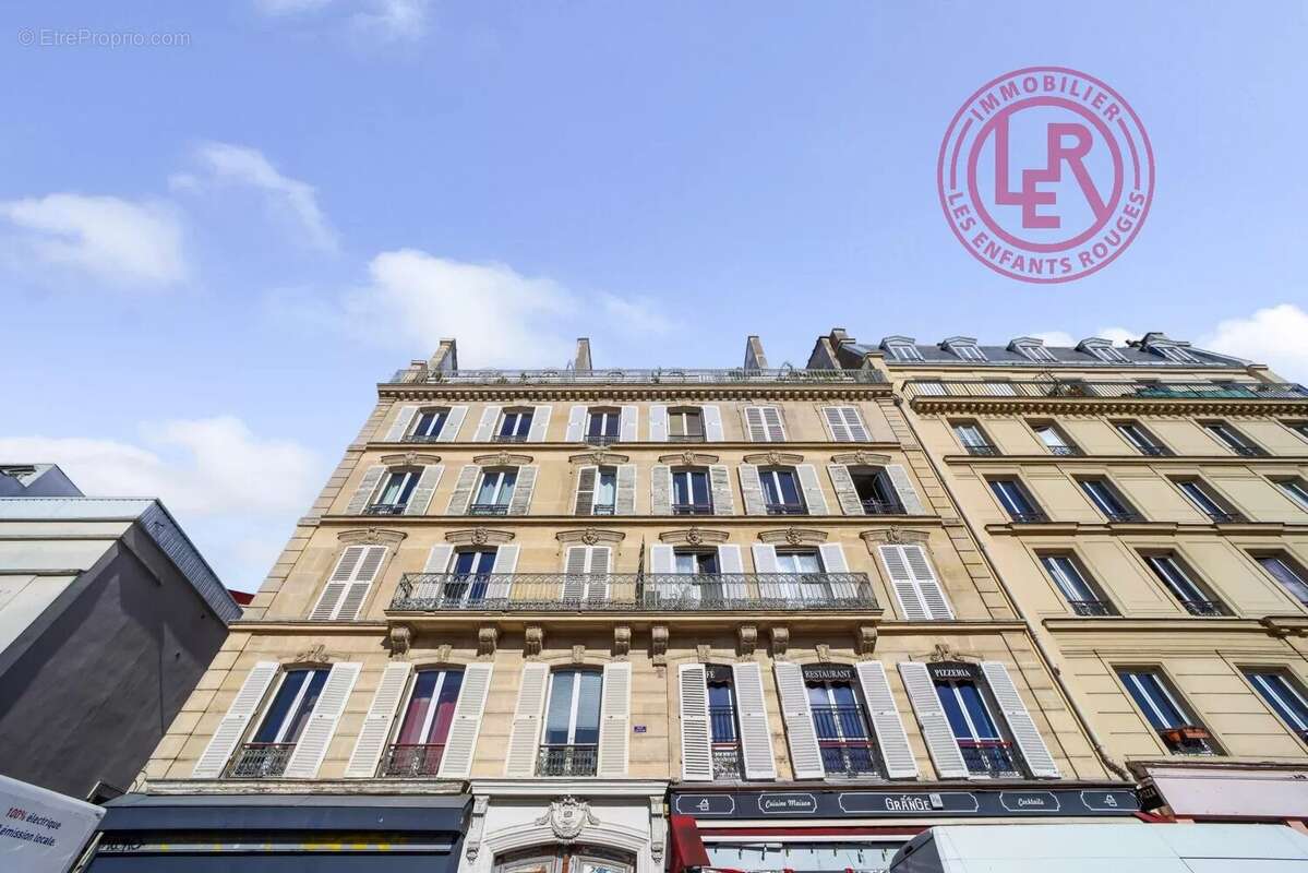 Appartement à PARIS-10E