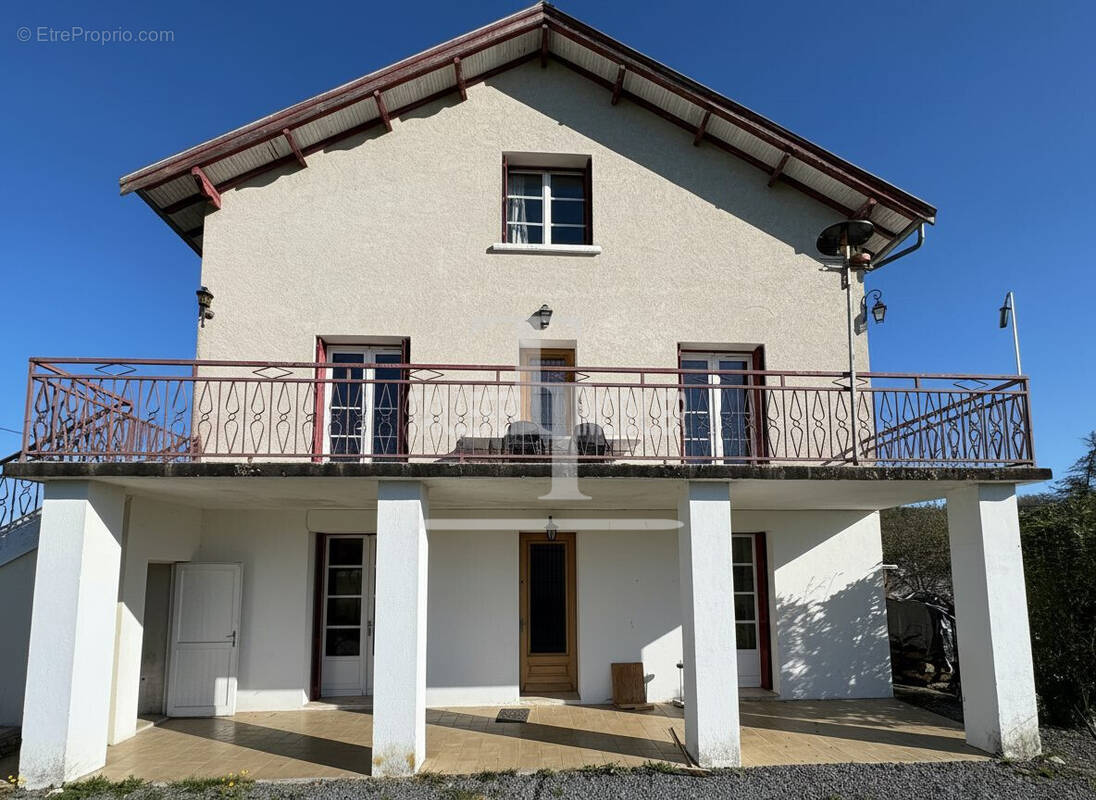 Maison à LA CHAPELLE-FAUCHER