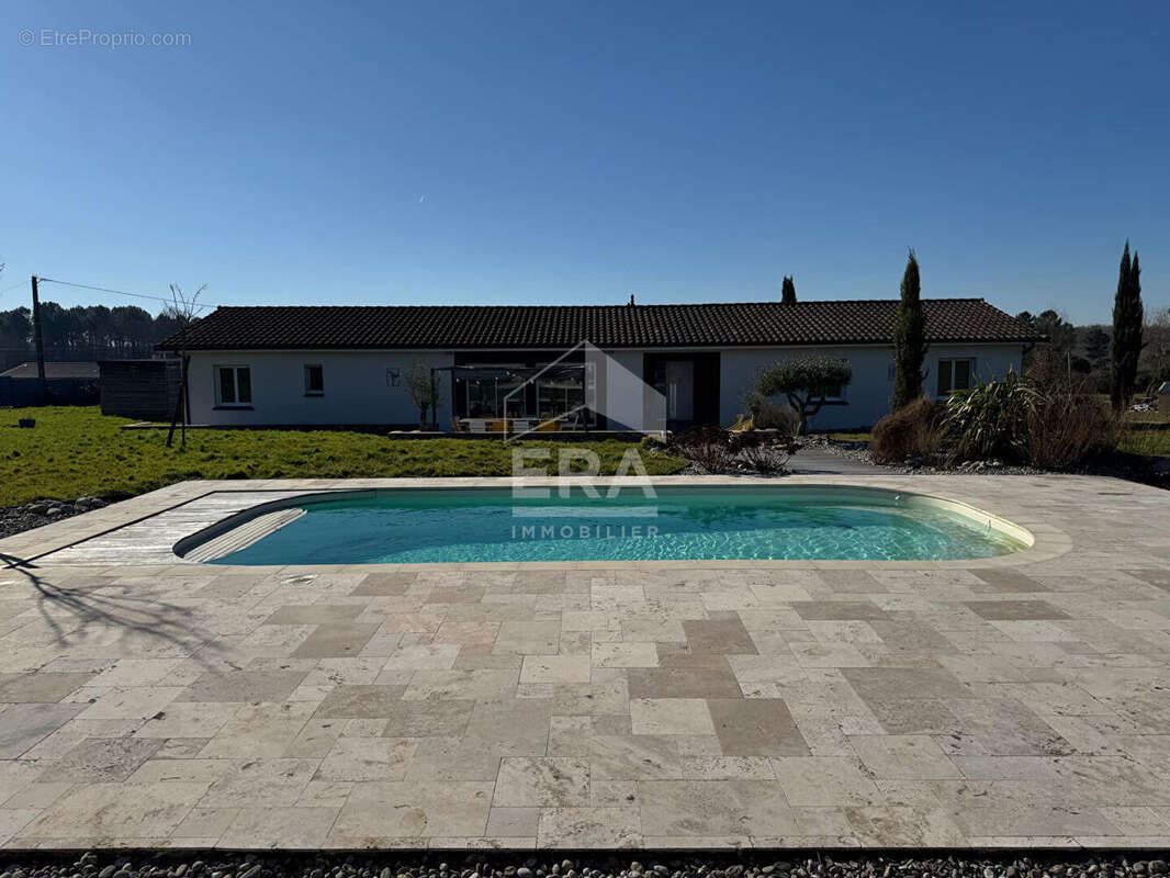 Maison 232m² à montpon-ménestérol - photo 2