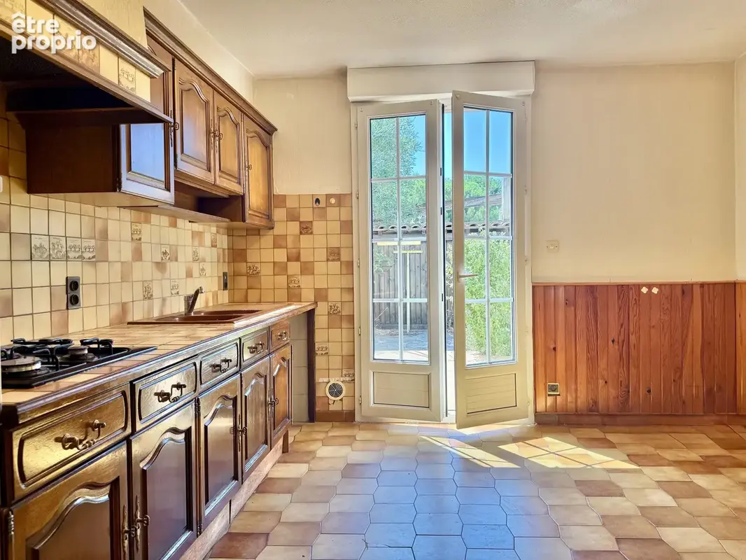 Maison avec 3 chambres, garage et jardin à Trèbes - photo 2