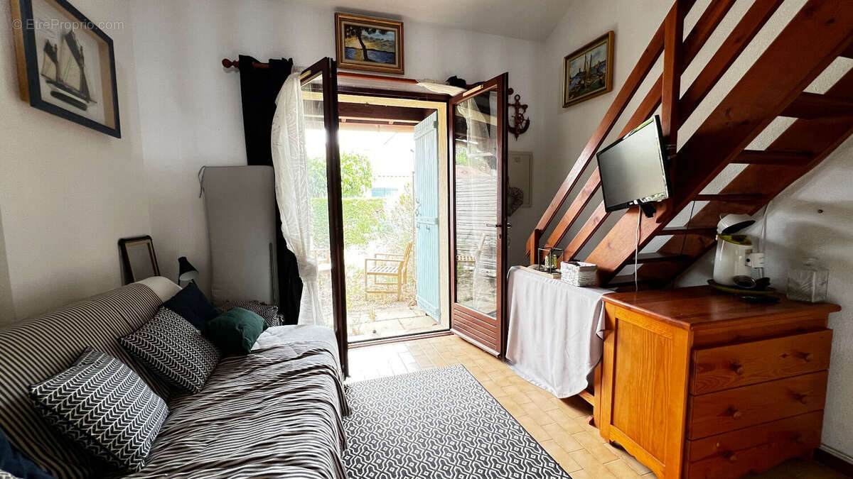 Maison à LES MATHES