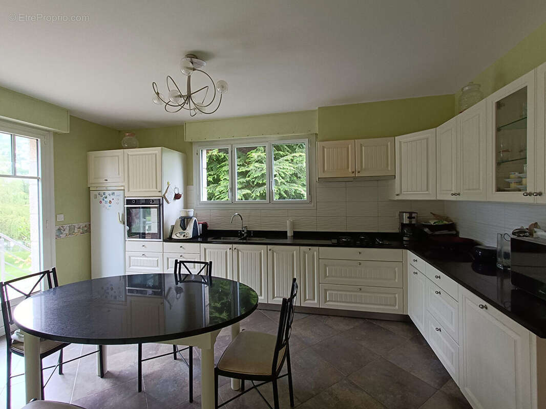 Belle maison sur vaste terrain ! - photo 4