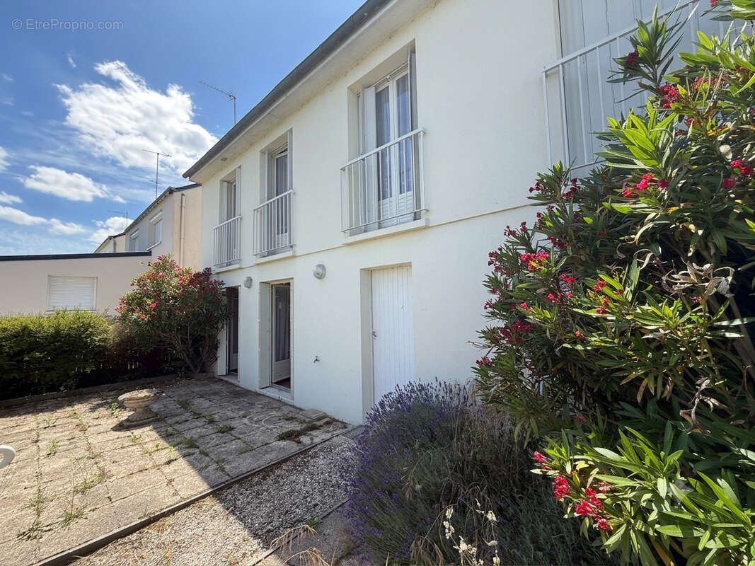 Maison à SAINT-PIERRE-DES-CORPS