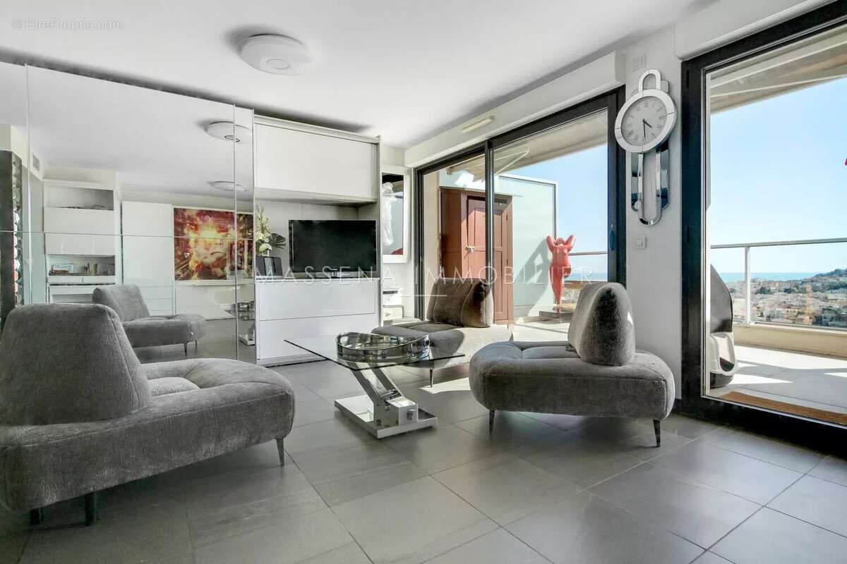 Nice Gairaut - Appartement avec terrasse vue mer, piscine, garage - photo 3
