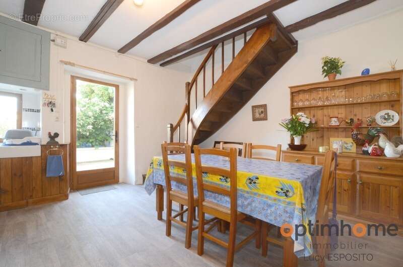 Maison à ETAGNAC