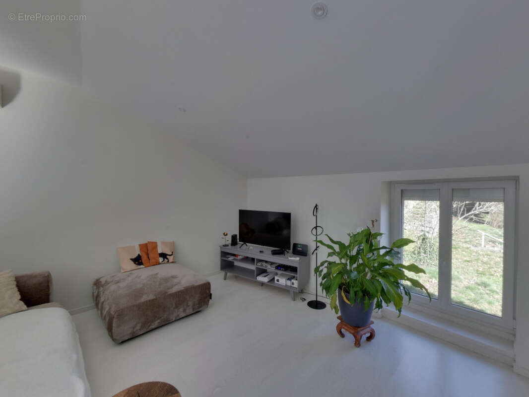 Maison à ALBON-D'ARDECHE