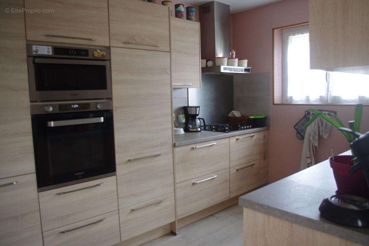 Maison à SAINT-LUBIN-DES-JONCHERETS