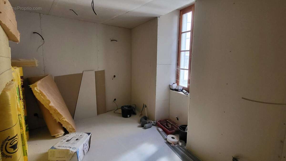 Appartement à LARGENTIERE