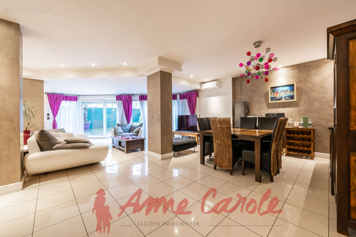 Commerce à JOINVILLE-LE-PONT